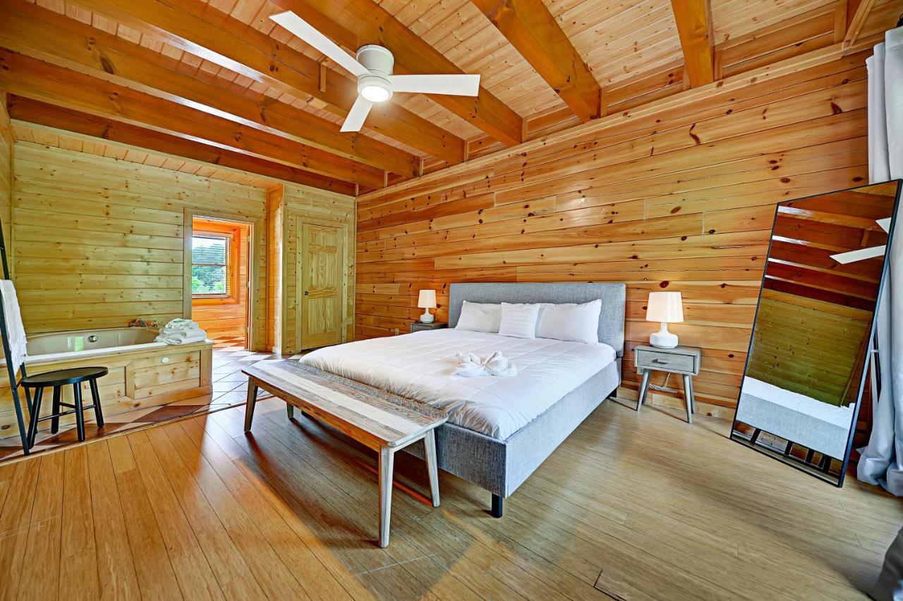Vila Gorgeous Large Mountain View Cabin W Hot Tub, Free Wifi, Games Sevierville Exteriér fotografie